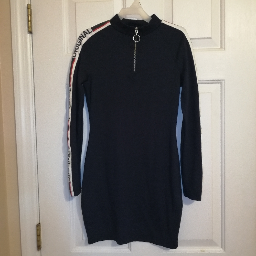Mini long sleeve dress